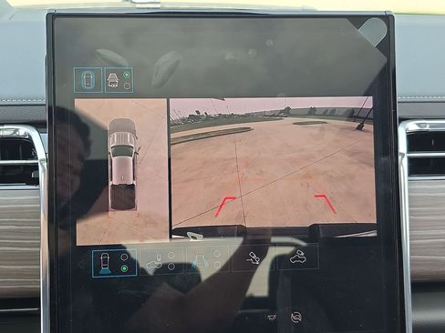 New 2025 GMC Sierra EV Denali image 15