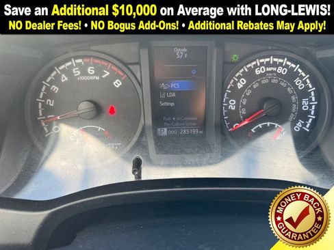 Used 2018 Toyota Tacoma SR image 20