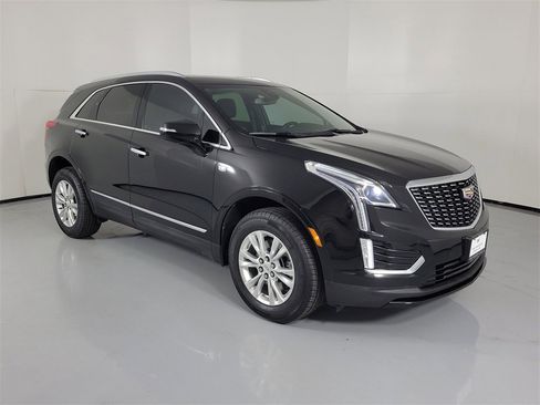Certified 2023 Cadillac XT5 Luxury image 1
