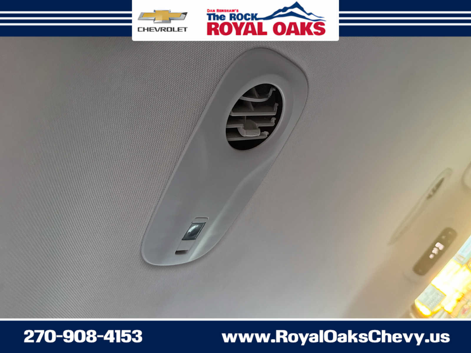 Used 2023 Chrysler Voyager LX FWD image 26