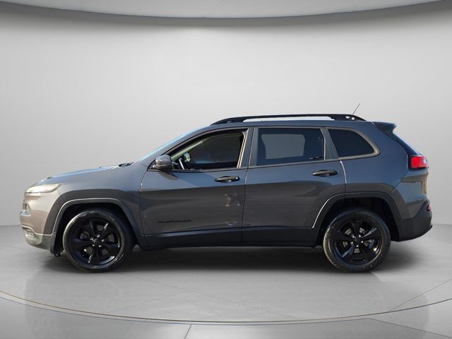 Used 2016 Jeep Cherokee Sport FWD image 3