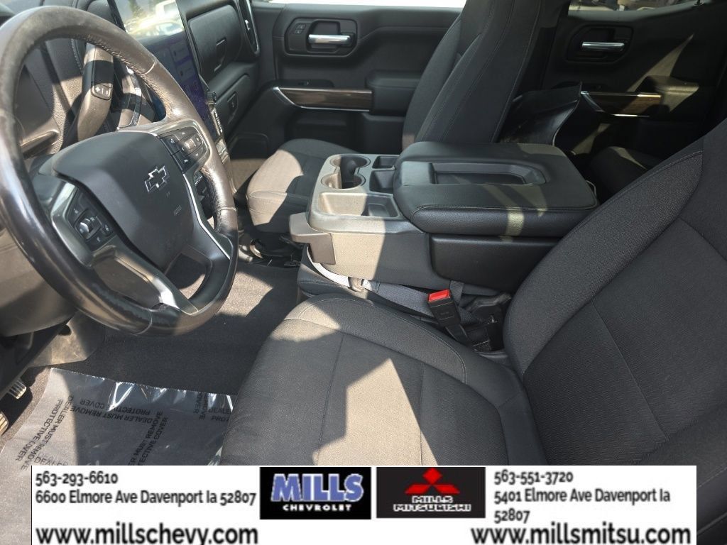 Used 2020 Chevrolet Silverado 1500 RST AWD/4WD image 13