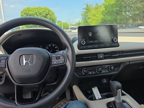 Used 2024 Honda HR-V LX image 21