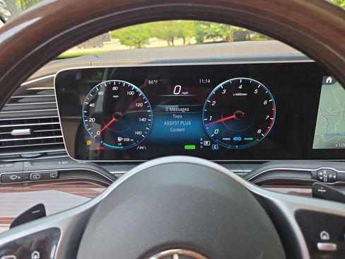 Used 2022 Mercedes-Benz GLS 450 4MATIC image 26