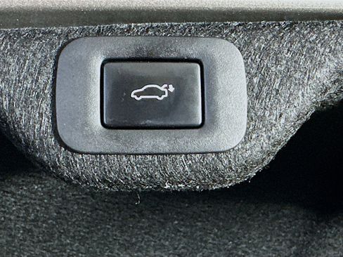 Used 2021 Lexus ES 300h w/ Accessory Package 2 image 31