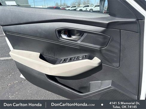 Certified 2025 Honda Accord LX image 9