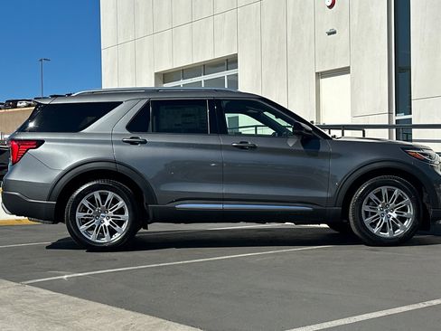 New 2026 Ford Explorer Platinum image 2