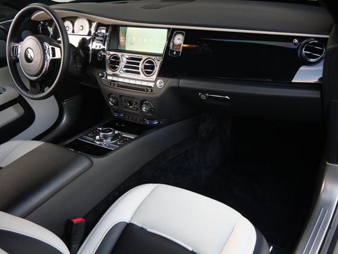 Certified 2017 Rolls-Royce Wraith image 18