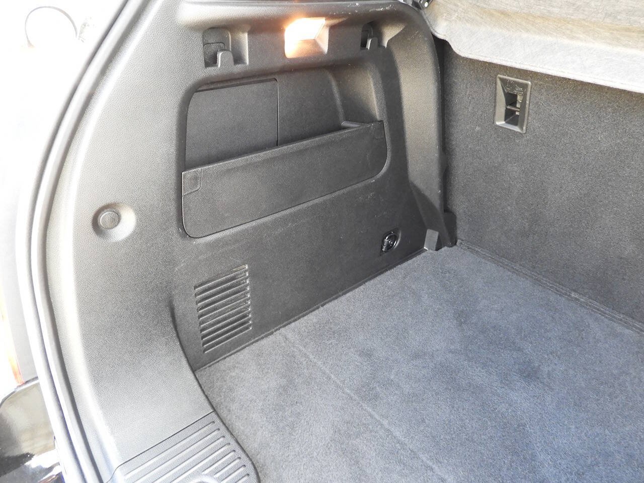 Used 2019 Chevrolet Trax LS FWD image 29