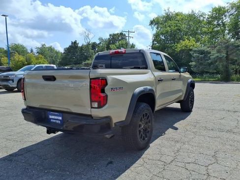 Used 2023 Chevrolet Colorado Trail Boss w/ Advanced Trailering Package AWD/4WD image 7