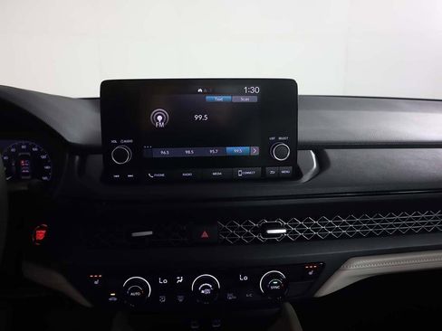 Used 2023 Honda Accord EX image 43