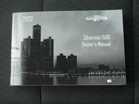 Certified 2022 Chevrolet Silverado 1500 Custom AWD/4WD image 29