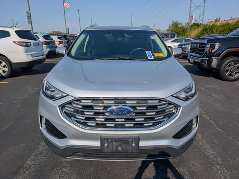 Used 2019 Ford Edge Titanium AWD/4WD image 2