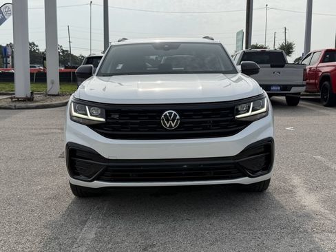 Certified 2023 Volkswagen Atlas Cross Sport SEL R-Line AWD/4WD image 6