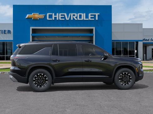 New 2026 Chevrolet Traverse Z71 w/ Driver Confidence Package AWD/4WD image 5