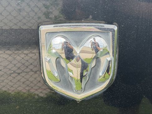 Used 2012 RAM 2500 ST w/ Chrome Appearance Group AWD/4WD image 19
