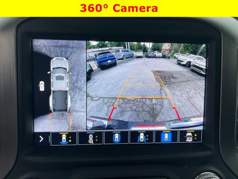 Used 2022 GMC Sierra 3500 Denali w/ Denali Ultimate Package AWD/4WD image 41