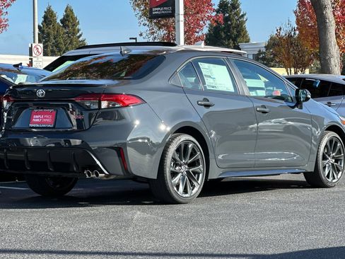 New 2026 Toyota Corolla XSE image 3