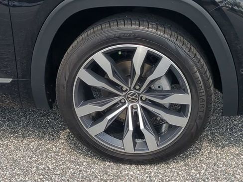 Used 2022 Volkswagen Atlas Cross Sport SEL Premium R-Line image 11