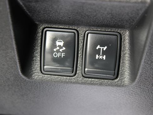 Certified 2022 Nissan Frontier PRO-4X w/ Pro-4X Premium Package AWD/4WD image 33