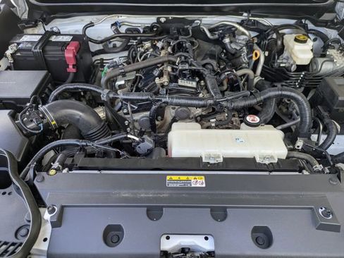 Used 2024 Toyota Tacoma TRD Off-Road image 34