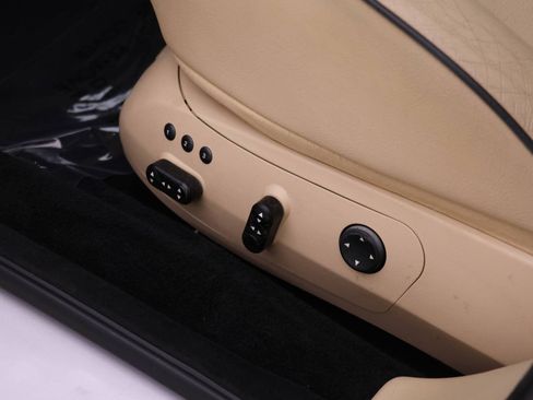 Used 2010 Maserati Quattroporte image 20