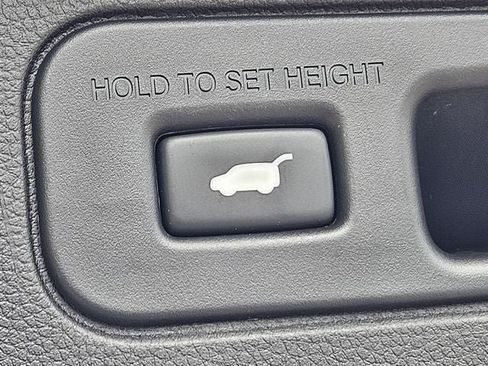 Used 2024 Honda Pilot Touring image 39