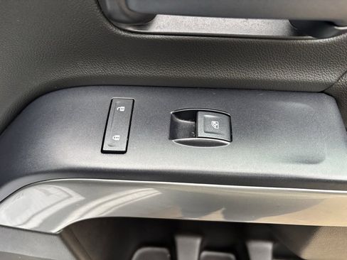 Used 2018 Chevrolet Silverado 1500 LT w/ All Star Edition image 30