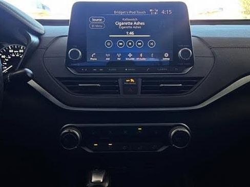 Used 2020 Nissan Altima 2.5 SR w/ Premium Package FWD image 13