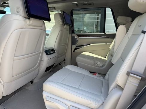 New 2026 Cadillac Escalade Platinum Sport w/ LPO, ONYX Package AWD/4WD image 10