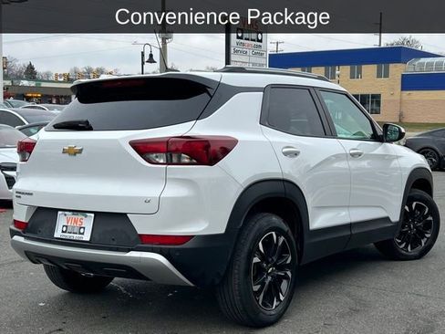 Used 2022 Chevrolet TrailBlazer LT w/ Convenience Package image 3