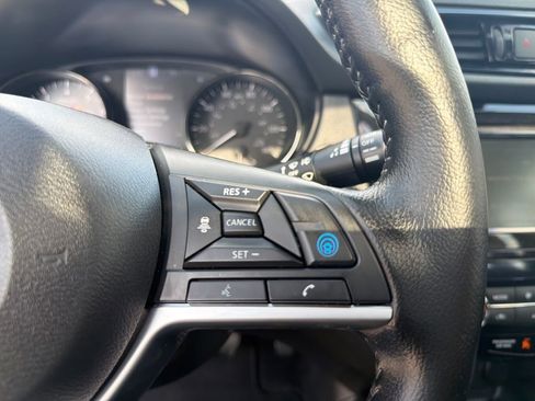 Used 2022 Nissan Rogue Sport SL w/ Premium Package AWD/4WD image 30