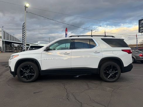 Used 2021 Chevrolet Traverse LS image 4