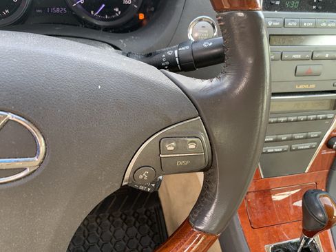 Used 2011 Lexus ES 350 w/ Preferred Accessory Package FWD image 20