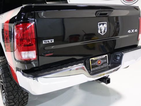 Used 2022 RAM 1500 Classic SLT image 63