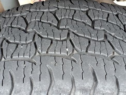 Used 2019 Toyota Tundra SR5 image 7