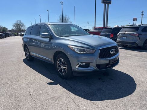 Used 2018 INFINITI QX60 Luxe image 2
