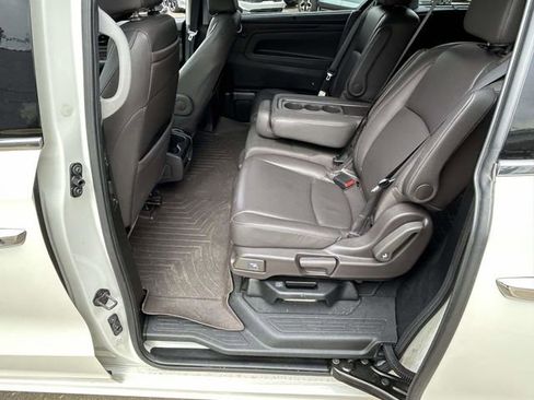 Used 2019 Honda Odyssey Elite image 9