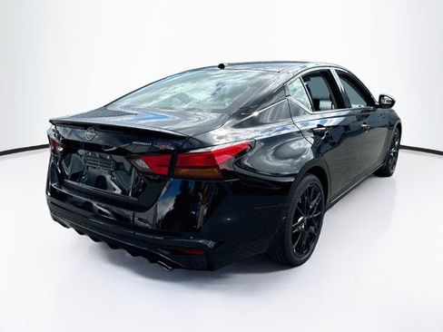 New 2026 Nissan Altima 2.5 SR w/ SR Midnight Edition Package FWD image 5
