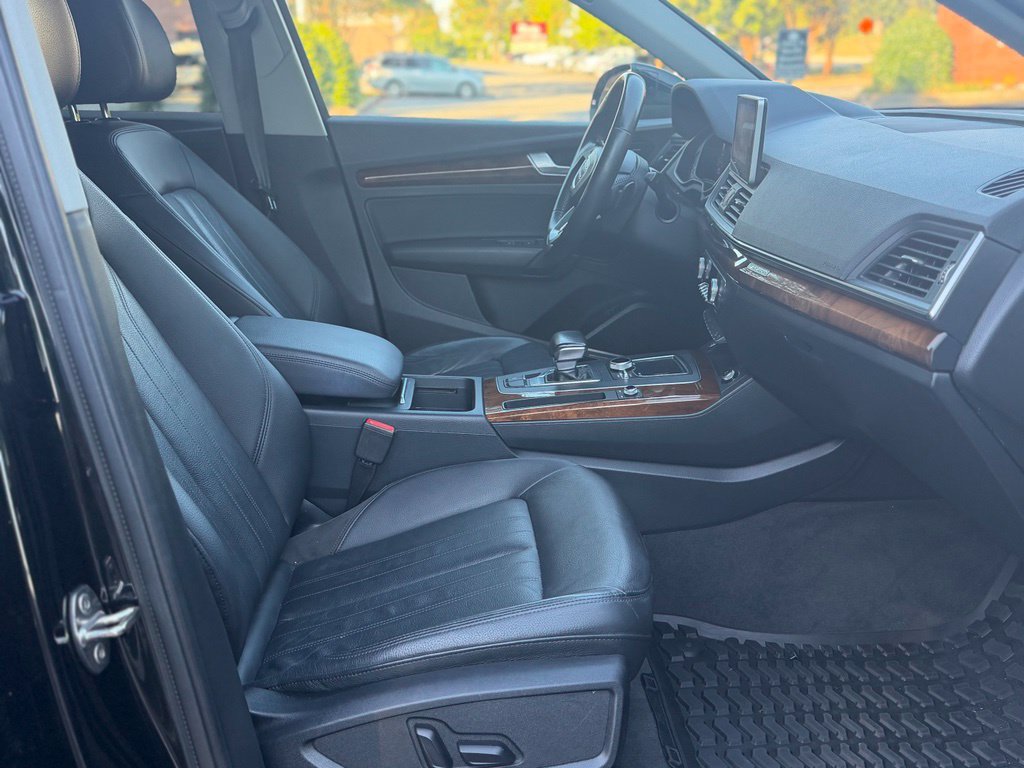Used 2018 Audi Q5 2.0T Premium Plus w/ Premium Plus Package AWD/4WD image 15