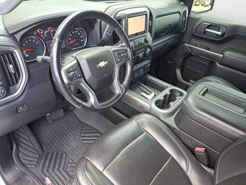 Used 2019 Chevrolet Silverado 1500 LTZ w/ LTZ Convenience Package image 10
