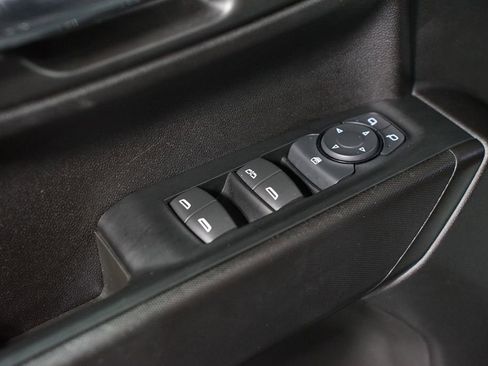 Used 2024 Chevrolet Silverado 1500 Custom image 27