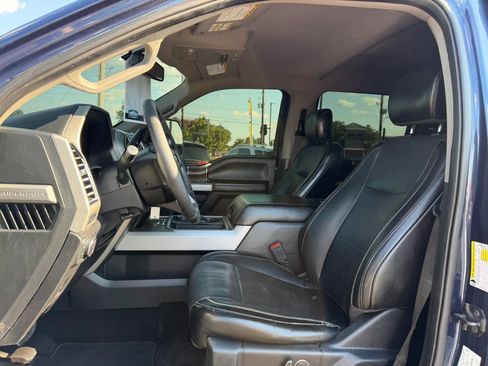 Used 2017 Ford F250 Lariat w/ Lariat Value Package AWD/4WD image 5