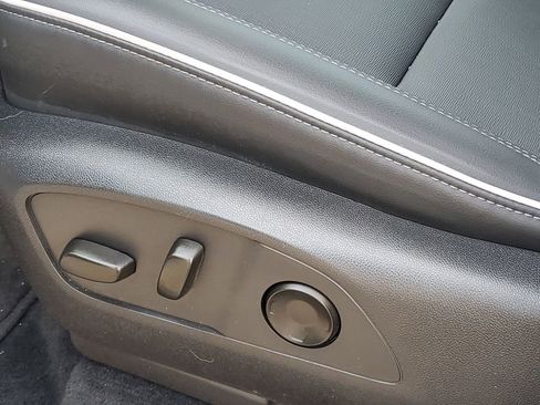 Used 2025 Buick Enclave Preferred w/ Trailering Package, 5000 lbs. image 6