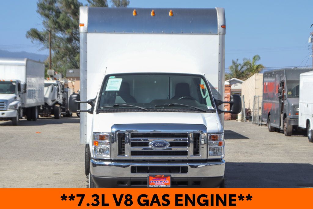 Used 2024 Ford E-450 and Econoline 450 Super Duty w/ Power Windows & Locks Group RWD image 3