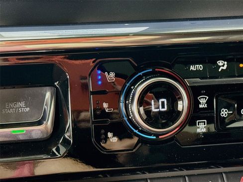 New 2026 GMC Sierra 3500 Denali Ultimate AWD/4WD image 15
