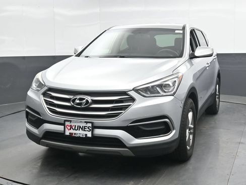 Used 2017 Hyundai Santa Fe Sport FWD image 7