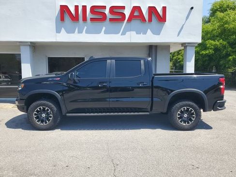 Used 2024 Chevrolet Silverado 1500 ZR2 w/ Technology Package AWD/4WD image 11