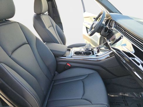 New 2026 Audi Q7 Premium Plus image 10