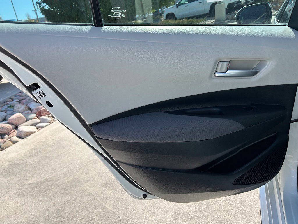 Used 2020 Toyota Corolla LE FWD image 24
